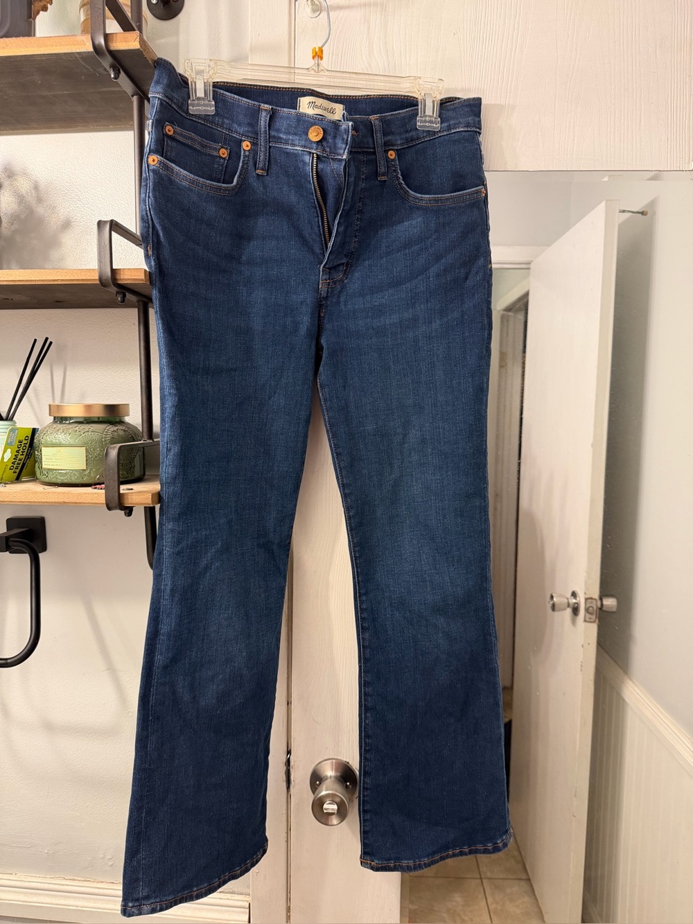 Madewell Indigo Blue Jeans with Copper Button size 29